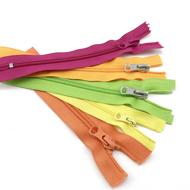 China Autolock Nylon Close End Zipper For Pants Bags factory and  manufacturers